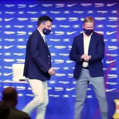 Nouvel entraîneur de Barcelone, Koeman officiellement présenté devant la presse
