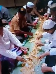 Tradisi Makan Saprahan di Pontianak untuk Sambut Tahun Baru Islam