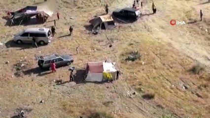 Dehşet anları kamerada...Öfkesini alamadı, direksiyonu kalabalığın üzerine sürdü