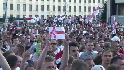 Lukashenko ordena prohibir las protestas y detener a los miembros de la oposición