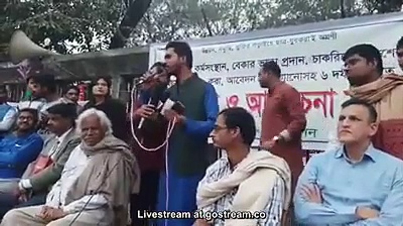 ডাকসু ভিপি নূরের প্রতিবাদ