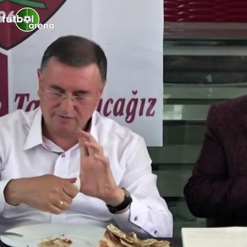Hatayspor Onursal Başkanı Lütfü Savaş, ilk maçta giymek istedikleri formayı gösterdi