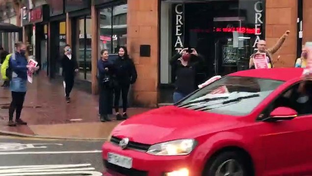 Noisy Deliveroo couriers' protest shuts down food deliveries in Sheffield