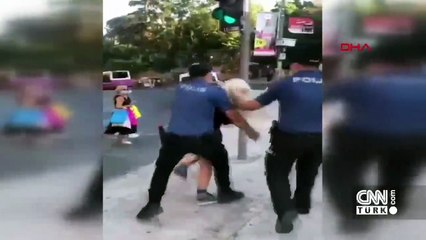 Son dakika... Tepki çeken görüntülerin ardından 2 polise uzaklaştırma | Video