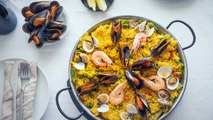 Discover a Whole New World of Flavours and Spices through Paella Catering