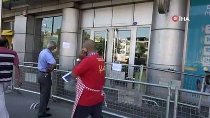 (GAZİANTEP) Gaziantep’in en yoğun PTT şubesinde korona virüs tespit edildi