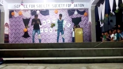 Télécharger la video: Dil Sambhal ja zara | Ishq wala love | Jnv Araria | Duo Dance performance