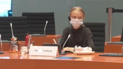 Thunberg pide a Merkel que afronte emergencia climática como una crisis