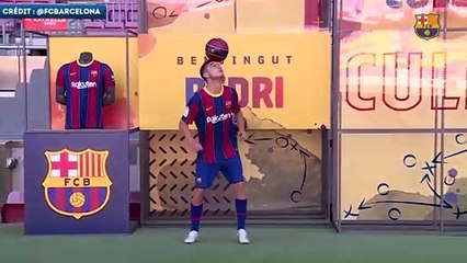 Les premiers pas très réussis de Pedri au FC Barcelone