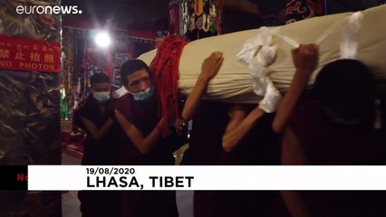 Tibet: Geleneksel Yoğurt Festivali (Shoton), 'Buda güneşlenmesi' ile başladı