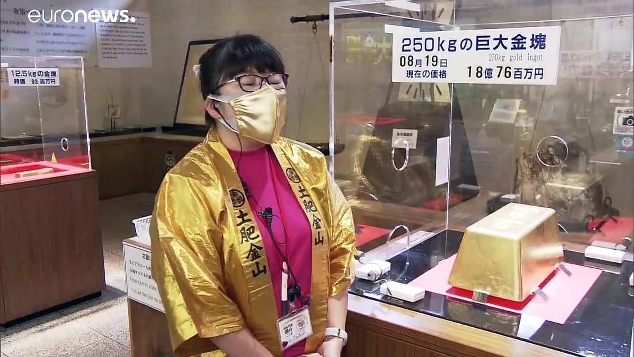 Weltgrößter goldbarren: anfassen ausdrücklich erlaubt!