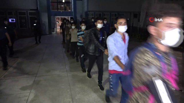 Tır dorsesinde yakalanan 173 kaçak göçmen sınır dışı edilmek üzere Edirne’ye gönderildi