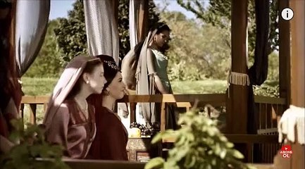 Thời đại hoàng kim lồng tiếng - Nỗi đau của Quốc vương khi nhớ về cha mẹ của mìn