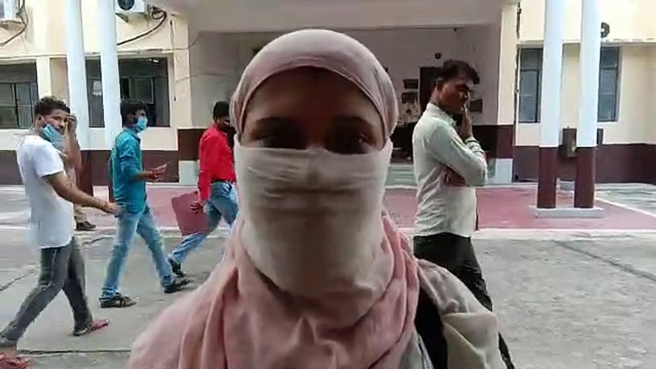 तलाक दिए बिना ही शिक्षक पति ने कर ली दूसरी शादी, महिला परेशान