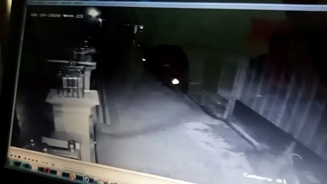 चोरी करने घुसा चोर रहा असफल, सीसीटीवी में लाइव चोर कैद