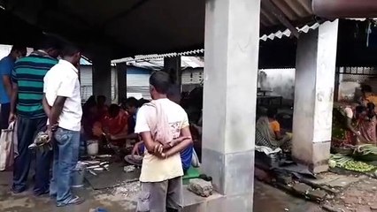 বৃহস্পতিবার বাজার খোলা, শুক্রবার কড়া নজরদারি