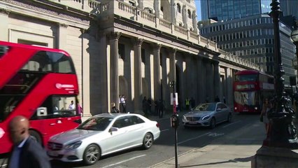 Dívida pública britânica atinge 2 trilhões de libas