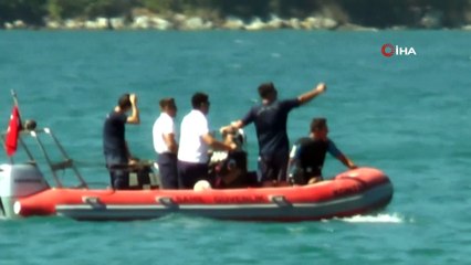 Denizin altındaki “kaçak duvara” suç duyurusu