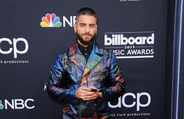 Maluma se trae algo entre manos con Jennifer Lopez