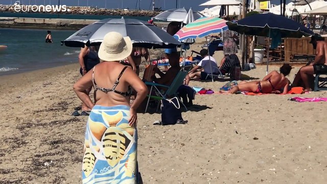 COVID-19: Σε ισχύ τα περιοριστικά μέτρα σε Μύκονο και Χαλκιδική