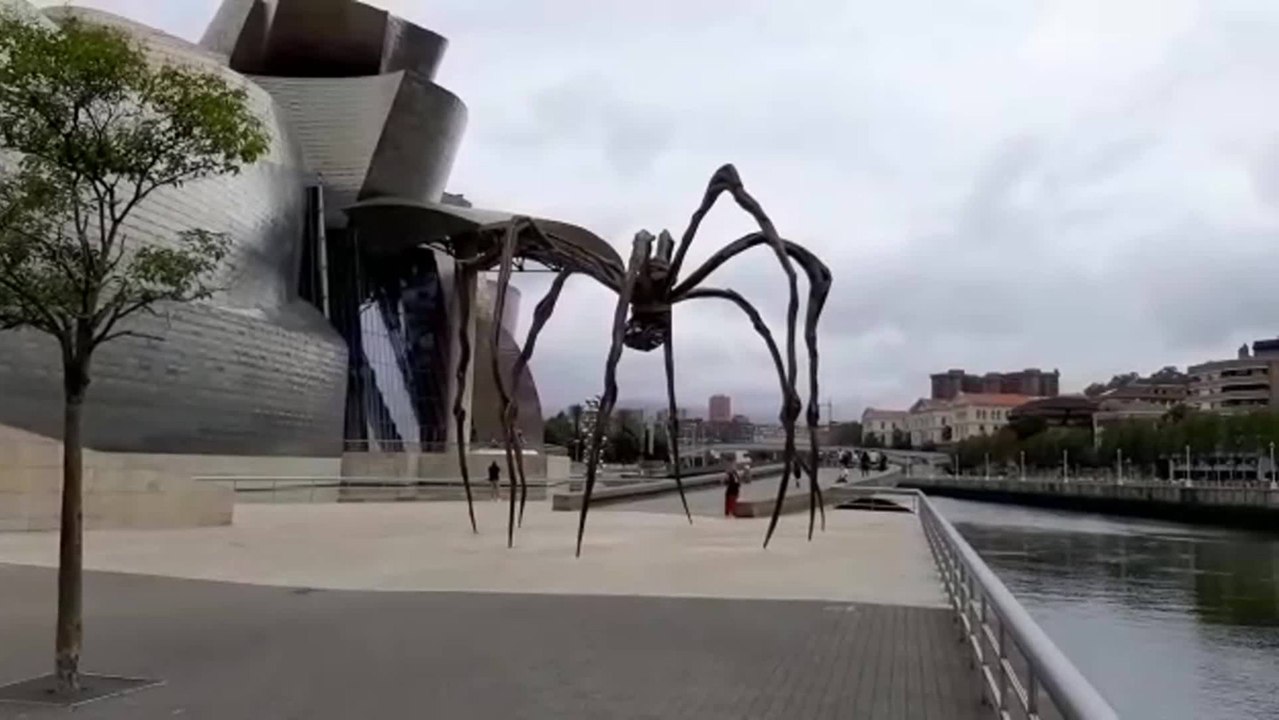 Los alrededores del Guggenheim, sin apenas turistas