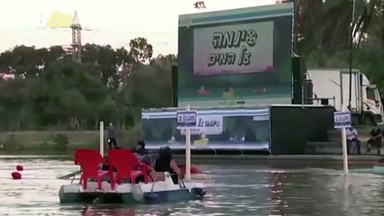 Forget the Drive-In! Bring Your Own Boat for This Incredible ‘Sail-In’ Movie Night