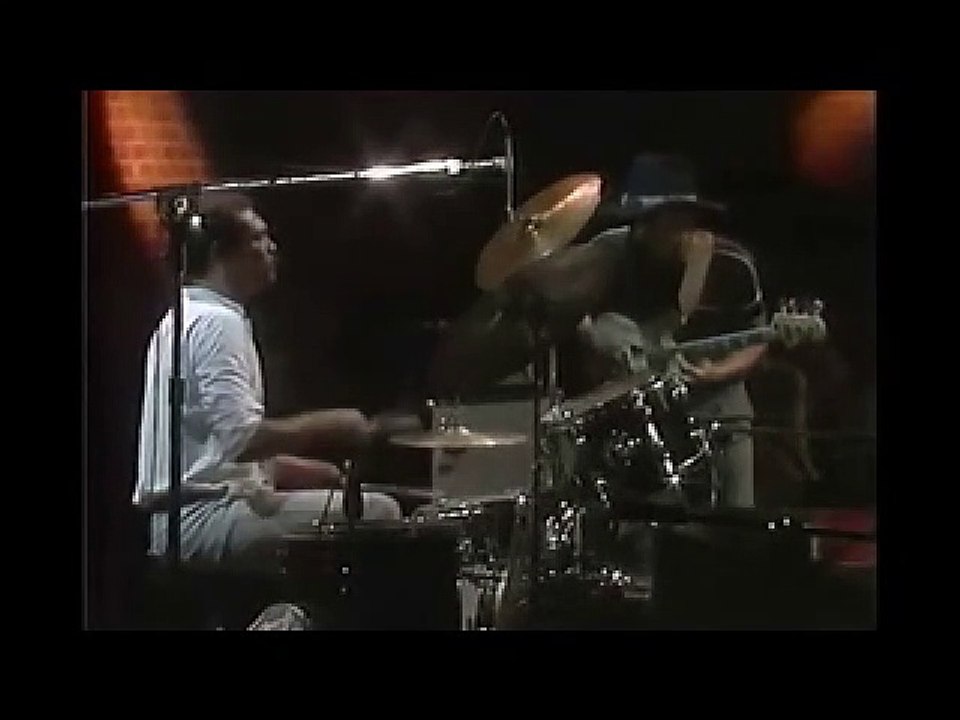 TAJ MAHAL - the dance and piano jam