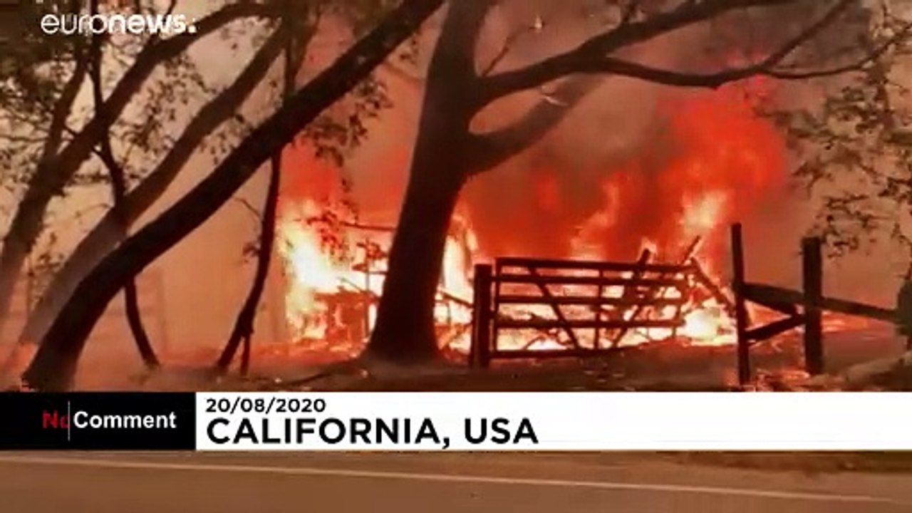 Waldfeuer in Kalifornien brennen weiter