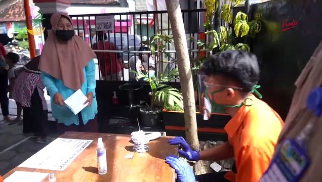 Kemensos Salurkan Bansos Tunai Gelombang Kedua Perdana di Kulon Progo
