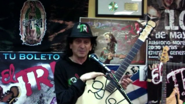 El asalto a la razón. Presenta a Alex Lora, cantante. Parte I