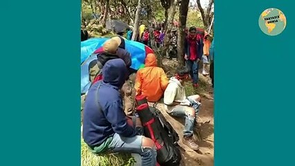 Sebanyak 15.000 Pendaki Padati Gunung Bawakareng Sulsel