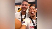 Celebración de los jugadores del Sevilla en el vestuario tras ganar la Europa League