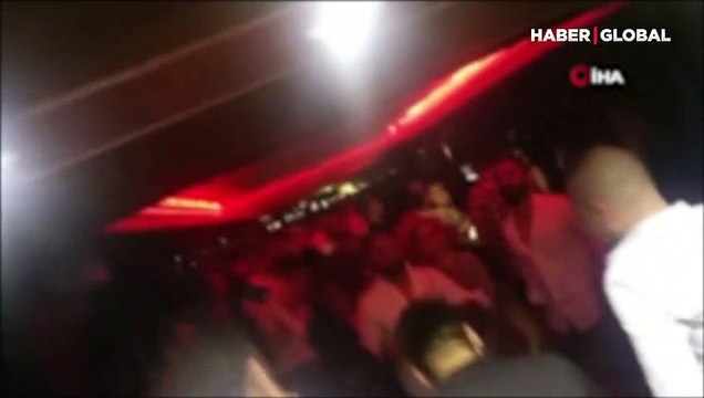 İstanbul'da yine aynı manzara! Yat ve tekneler gece kulübüne dönüştü