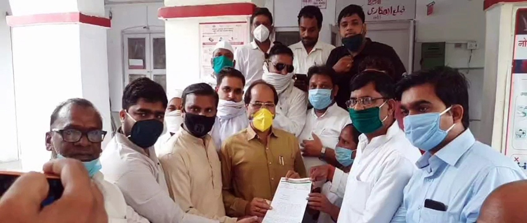 यूरिया की कालाबाजारी को रोकने के लिए कांग्रेस ने दिया ज्ञापन पत्र