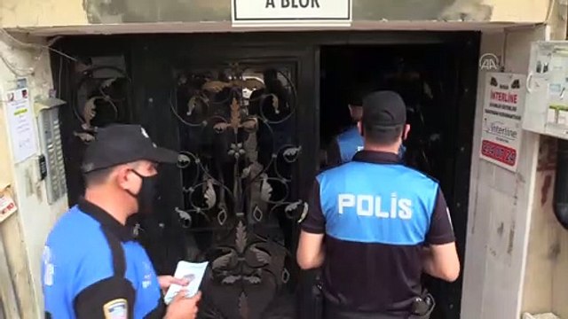 Adana'da polis 'Komşunu Kolla' projesi kapsamında vatandaşı bilgilendirdi