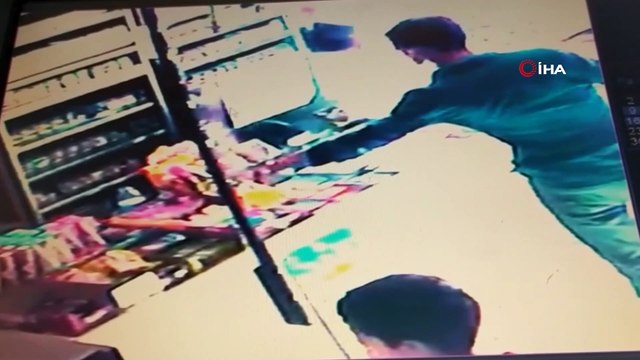 Hırsız soymaya bıkmadı, sonunda sadaka kutusunu böyle çaldı