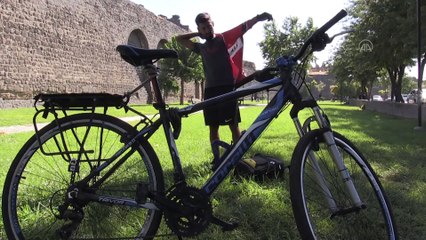 Pedal çevirerek 59 günde 29 ili gezen gencin hayali, dünya turuna çıkmak - DİYARBAKIR