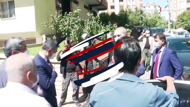 Bakan Gül'den Duygu Delen'in ailesine ziyaret