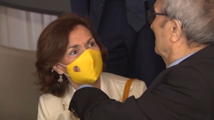 Calvo anuncia una ley para "saldar la deuda con el exilio" en el homenaje a Juan Romero