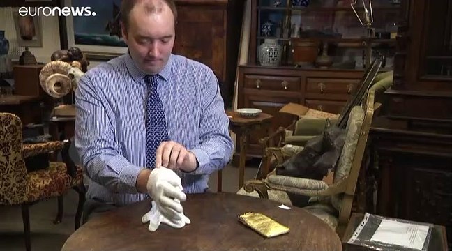 Des lunettes de vue de Gandhi vendues 288 000 euros aux enchères