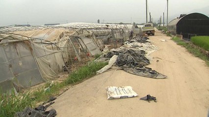 찜통 더위·코로나19 덮친 수해 복구 현장...갈 길 멀다 / YTN