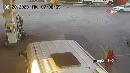 İzmir'de yavru köpeği ezerek öldüren sürücü serbest kaldı