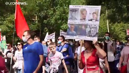 Tovább tüntetnek a letartóztatott orosz kormányzó hívei