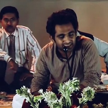 tehzeeb hafi poetry whatsapp status | Tu bahot Jhooth bolti hai dost | kiske baare me sochti hai dost | tu to bilkul badal gayi hai dost