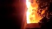 कबाड़ के गोदाम में भयंकर आग, इलाके में दहशत का माहौल