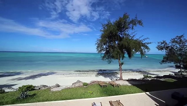 ردة فعل على المشعل و زوجته على التعليقات السلبية