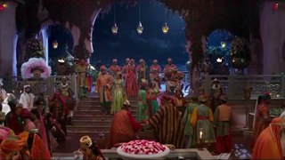 Aladdin best dance scenes of Noami Scott and  Mena Massoud Dance
