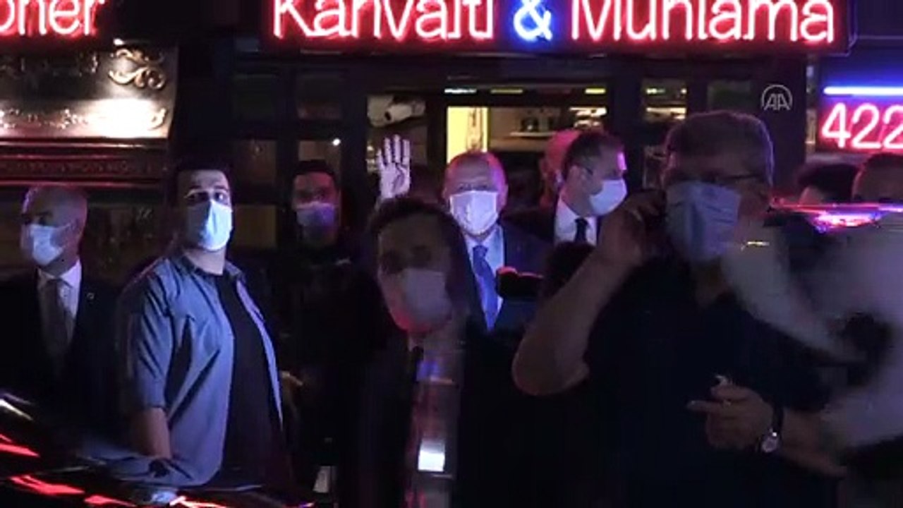 Cumhurbaşkanı Erdoğan, Üsküdar’daki bir restoranda yemek yedi - İSTANBUL