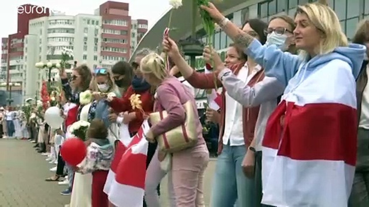 Belarus: Strongman Lukashenko orders army to defend borders ahead of protests