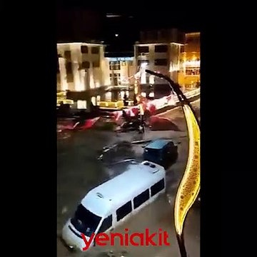 Sel felaketi kameralara yansıdı! Otomobiller suda yüzdü